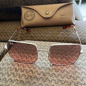 Ray-Ban 1971 Brown orange lens. Square Sunglasse 9155/AA Gold Frame 54 x 19 145